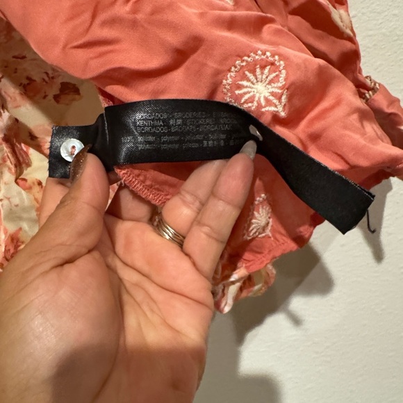 Zara Dual-Tone Pink Floral Blouse - Picture 7 of 13